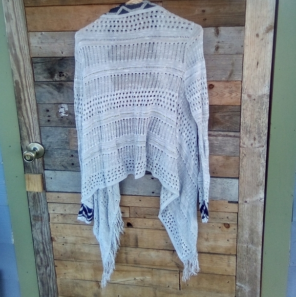 Women's Vanity Fringed Open Cardigan Size Medium M Shrug Kimono Shawl Sweater - Picture 4 of 5
